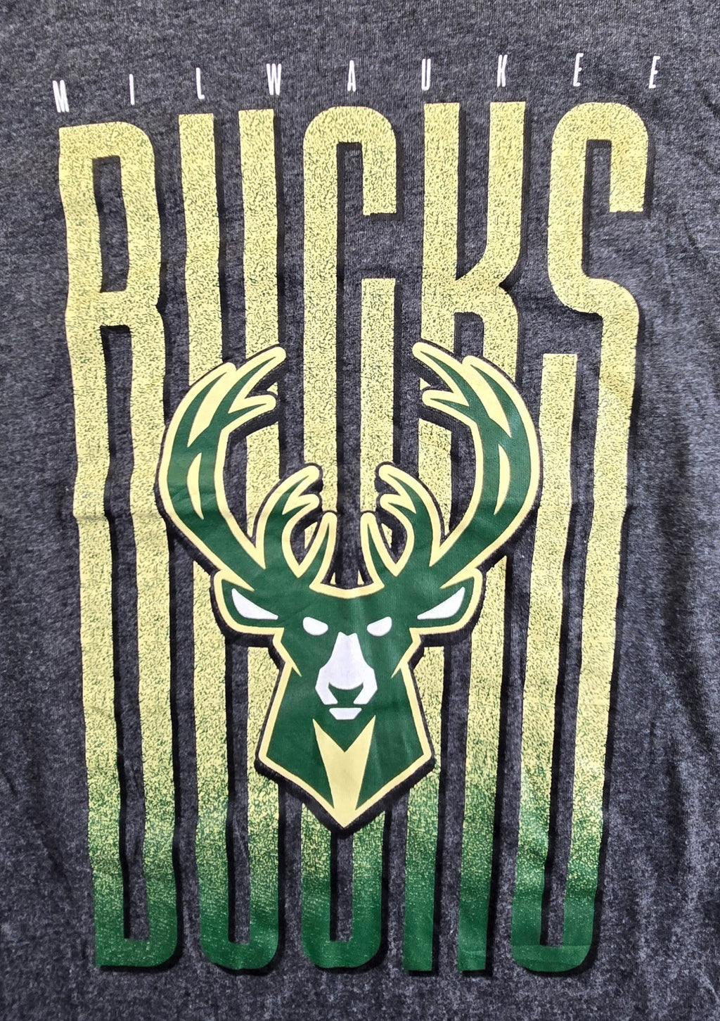 Milwaukee Bucks Youth T Shirt Large L NBA Long Sleeve Grey Basketball Kids Tee