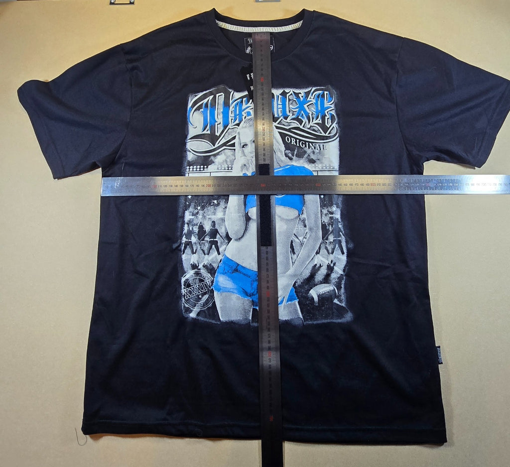 Deluxe Original T Shirt 2XL XXL Black Football Girl Graphic Streetwear NWT