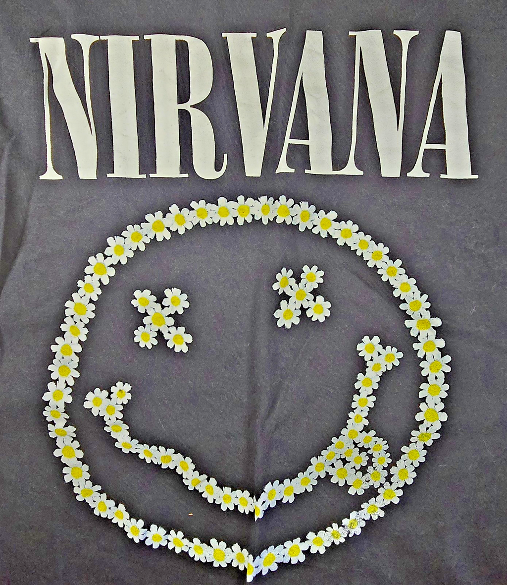 Nirvana T Shirt Small S Black Daisy Smiley Face Logo Grunge Rock Band Tee