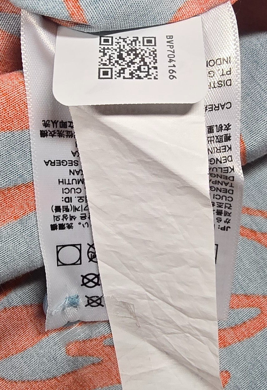 The North Face Hawaiian Floral Shirt Blue Orange Button Up US Small Asia Medium