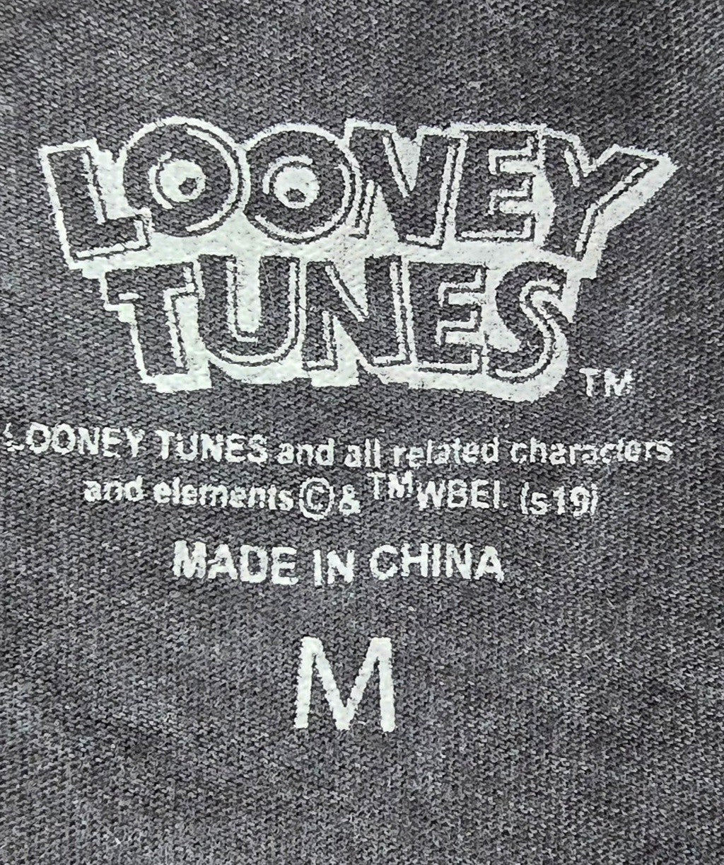 Looney Tunes T Shirt Medium M Bugs Bunny Daffy Coyote Speedy Warner Bros Tee