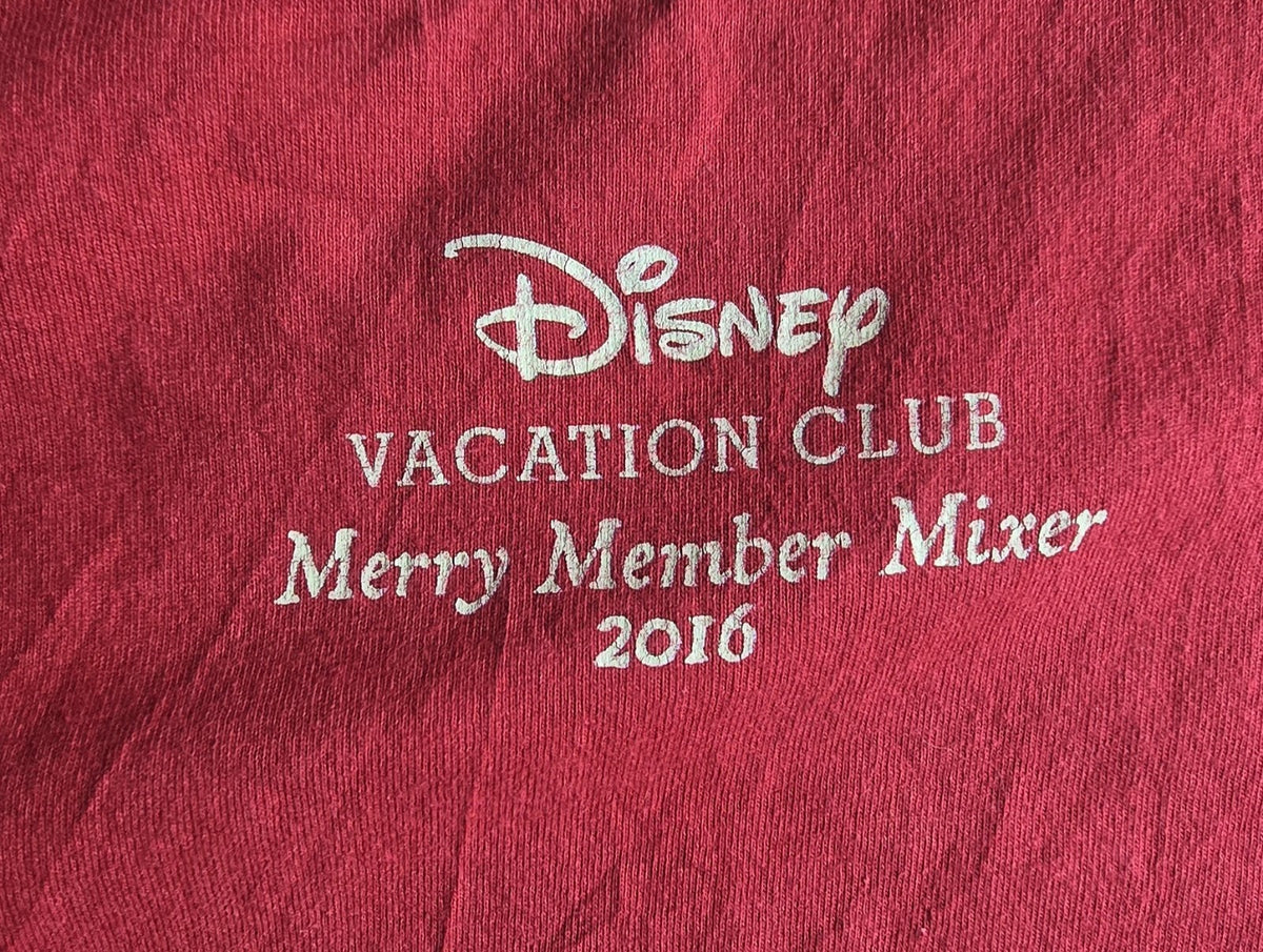 Disney DVC Merry Member Mixer 2016 Mickey & Minnie Red T-Shirt Size Medium