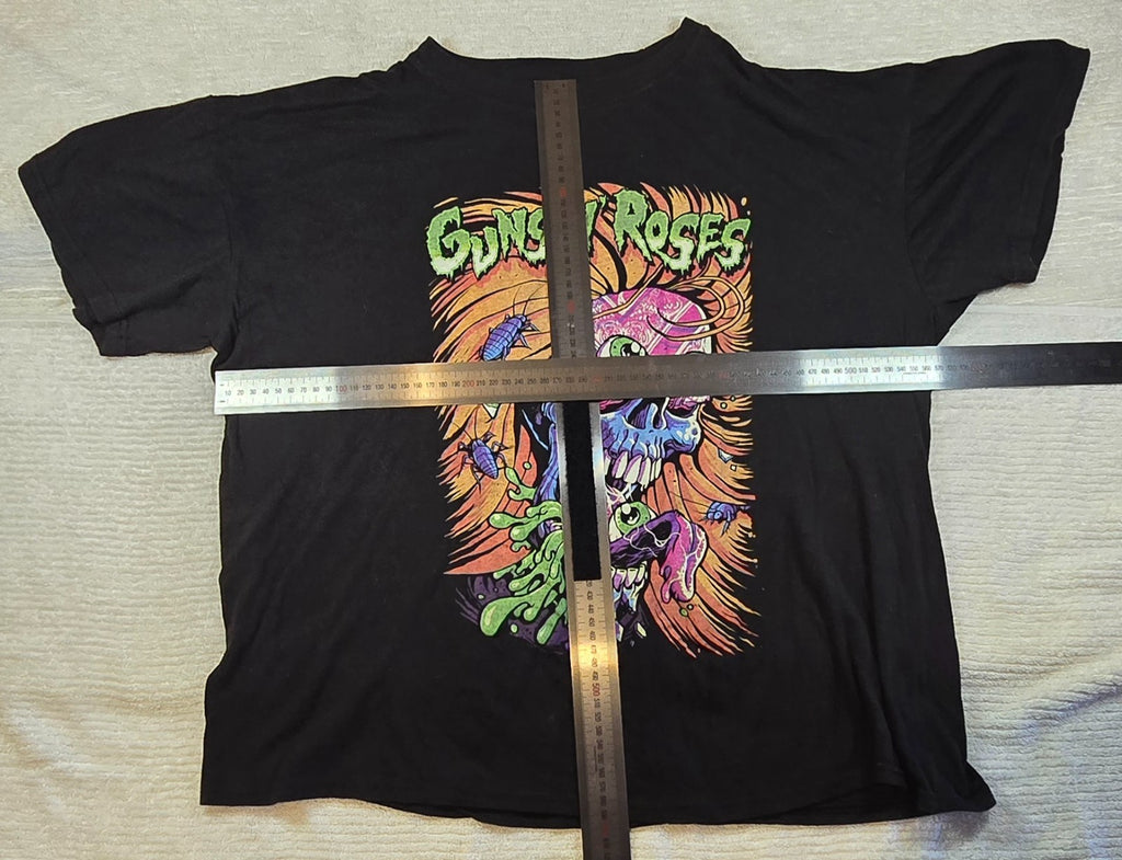Guns N Roses T-Shirt Black Graphic Tee Skull Rock Band GNR Heavy Metal Music Sm