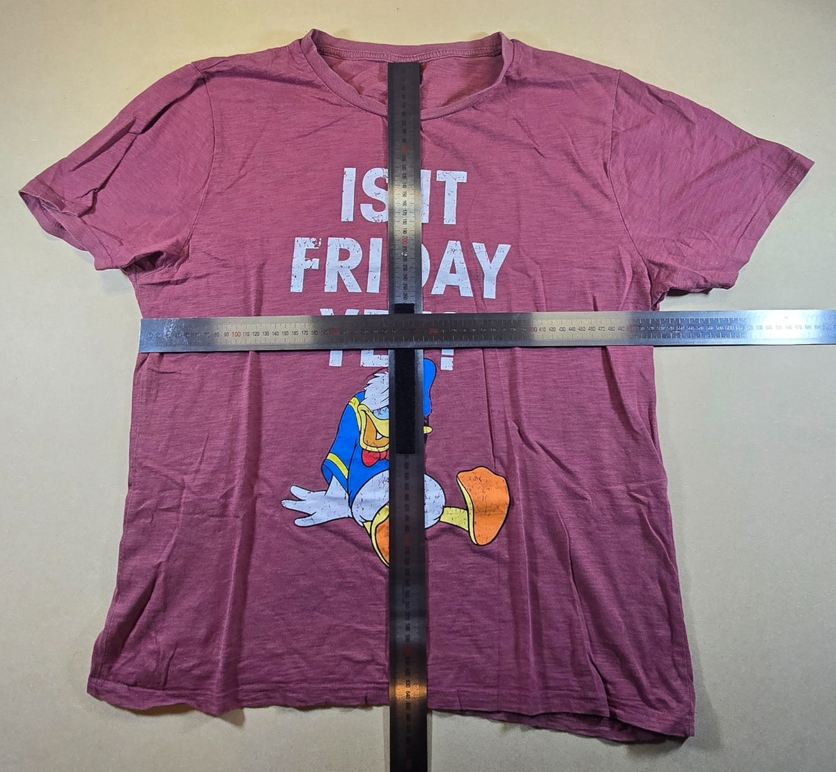 Disney Donald Duck T Shirt XL Pink Is It Friday Yet Funny Cartoon Graphic Tee