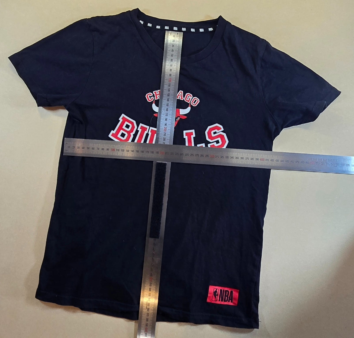 Chicago Bulls Youth T Shirt Size 14 Black NBA Basketball Unisex Kids Tee