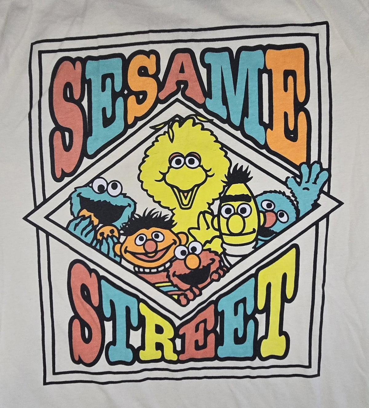 Sesame Street T Shirt Medium M White Big Bird Elmo Cookie Monster Bert Ernie Tee