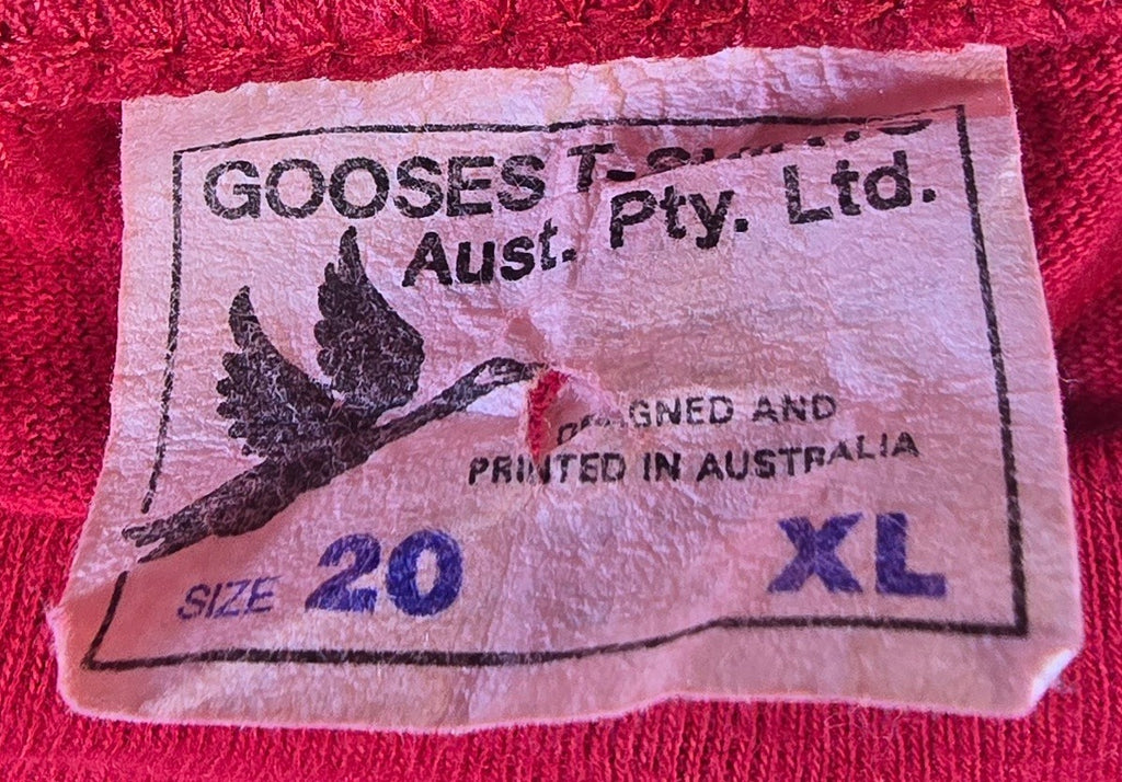 Merry Beach T Shirt XL Size 20 Red Gooses Australia Surf 100% Cotton Vintage