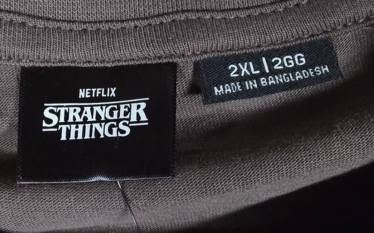 Stranger Things T Shirt 2XL One Last Strange Adventure Netflix Hawkins Graphic T