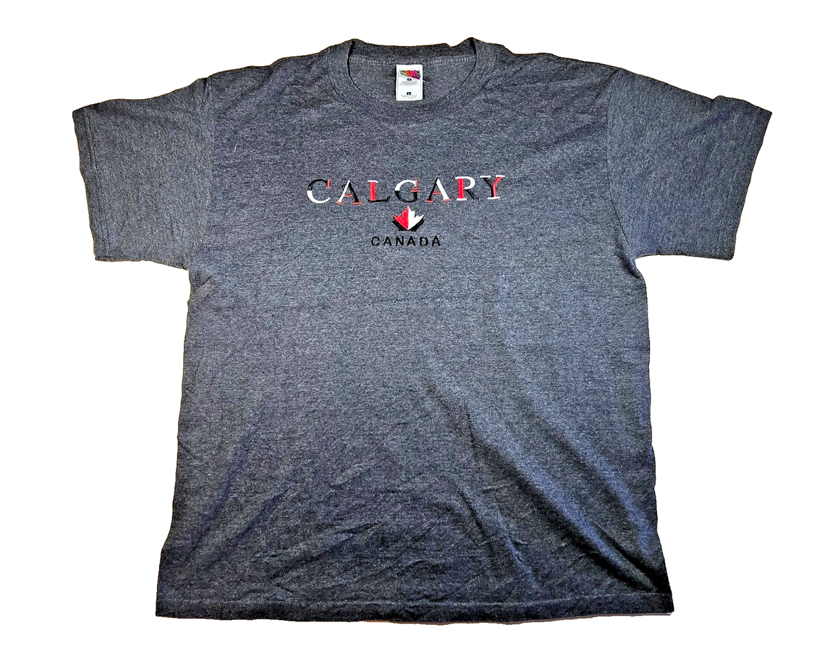 Calgary Canada T Shirt Large L Grey Fruit Of The Loom Embroidered Maple Leaf
