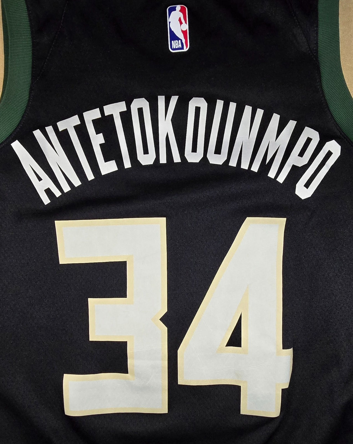Nike NBA Milwaukee Bucks Giannis Antetokounmpo #34 Basketball Jersey Size 40