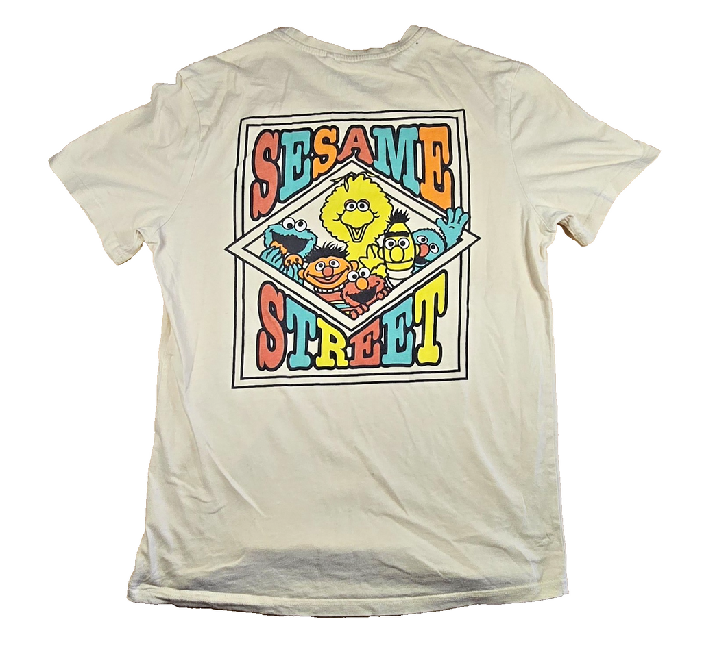 Sesame Street T Shirt Medium M White Big Bird Elmo Cookie Monster Bert Ernie Tee