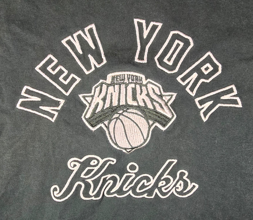 New York Knicks T Shirt 2XL XXL Black NBA Basketball Embroidered Logo Tee