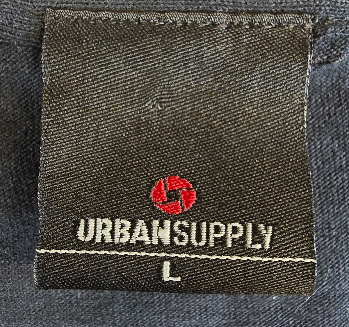 Urban Supply Saxon T Shirt Large L Black Eagle 1979 Heavy Metal Rock Band Tee