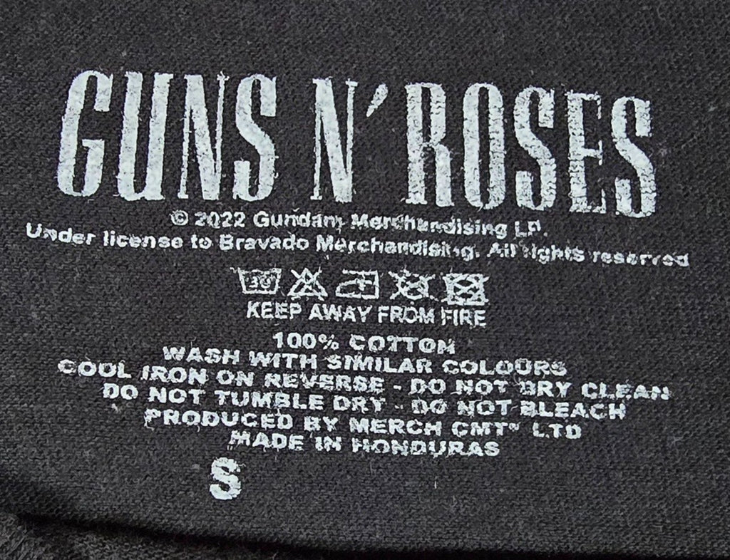 Guns N Roses T-Shirt Black Graphic Tee Skull Rock Band GNR Heavy Metal Music Sm
