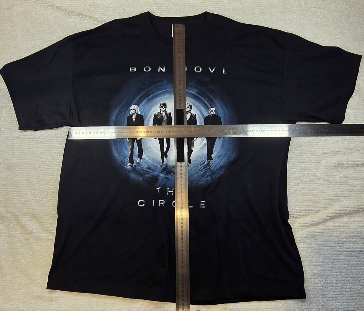 Bon Jovi The Circle  Band T-Shirt. Glidan Label Heavy Cotton. Size 2XL